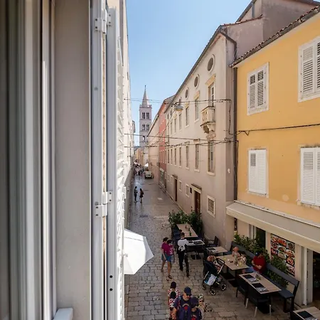 公寓 Kalelarga Grand 扎达尔