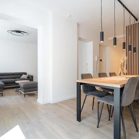 Kalelarga Grand Apartmán *