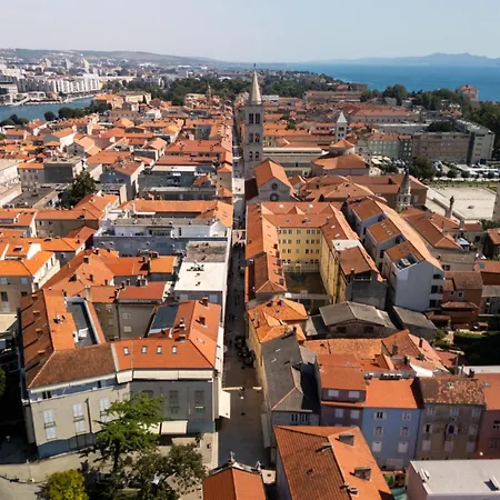 公寓 Kalelarga Grand 扎达尔